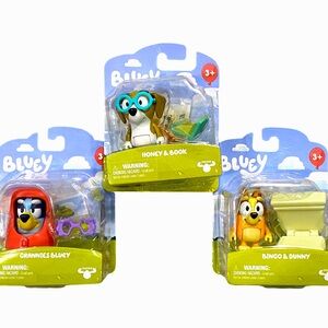BLUEY STORY STARTERS SET OF 3 FIGURES & ACCESSORIES HONEY & BOOK GRANNIES BLUEY